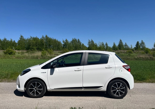 Toyota Yaris cena 57800 przebieg: 86000, rok produkcji 2018 z Miastko małe 781